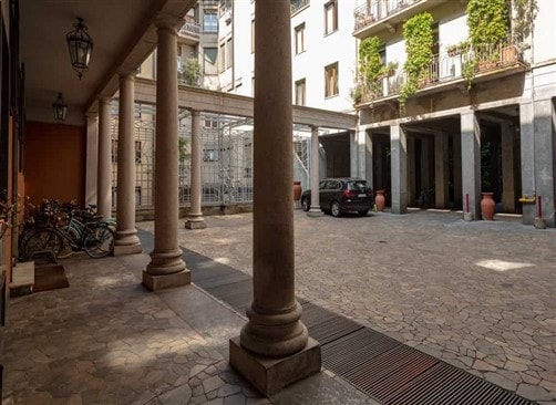 Via Cappuccio 14